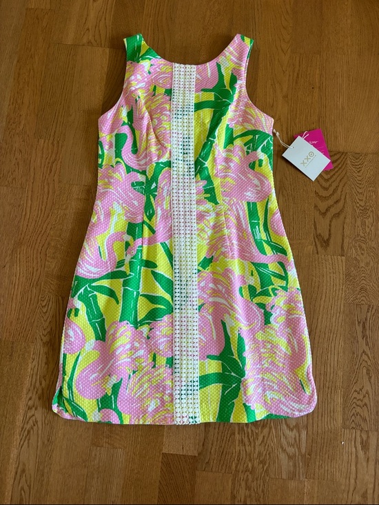 Lilly Pulitzer Dresses & Skirts - Lily Pulitzer floral shift dress